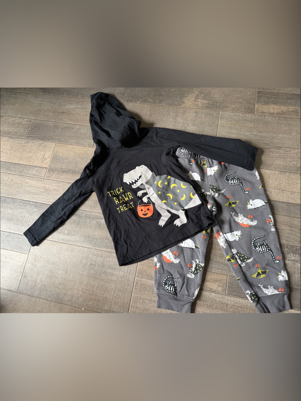 Carter's Black & Gray Dinosaur Halloween Pajama Set